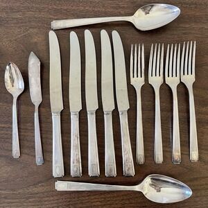 Oneida Noblesse Silverplate Flatware 13pc Set‎ Knives Forks Spoons Vintage